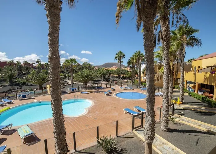 Oasis Royal 11 apartamento vista piscina Corralejo by Lightbooking